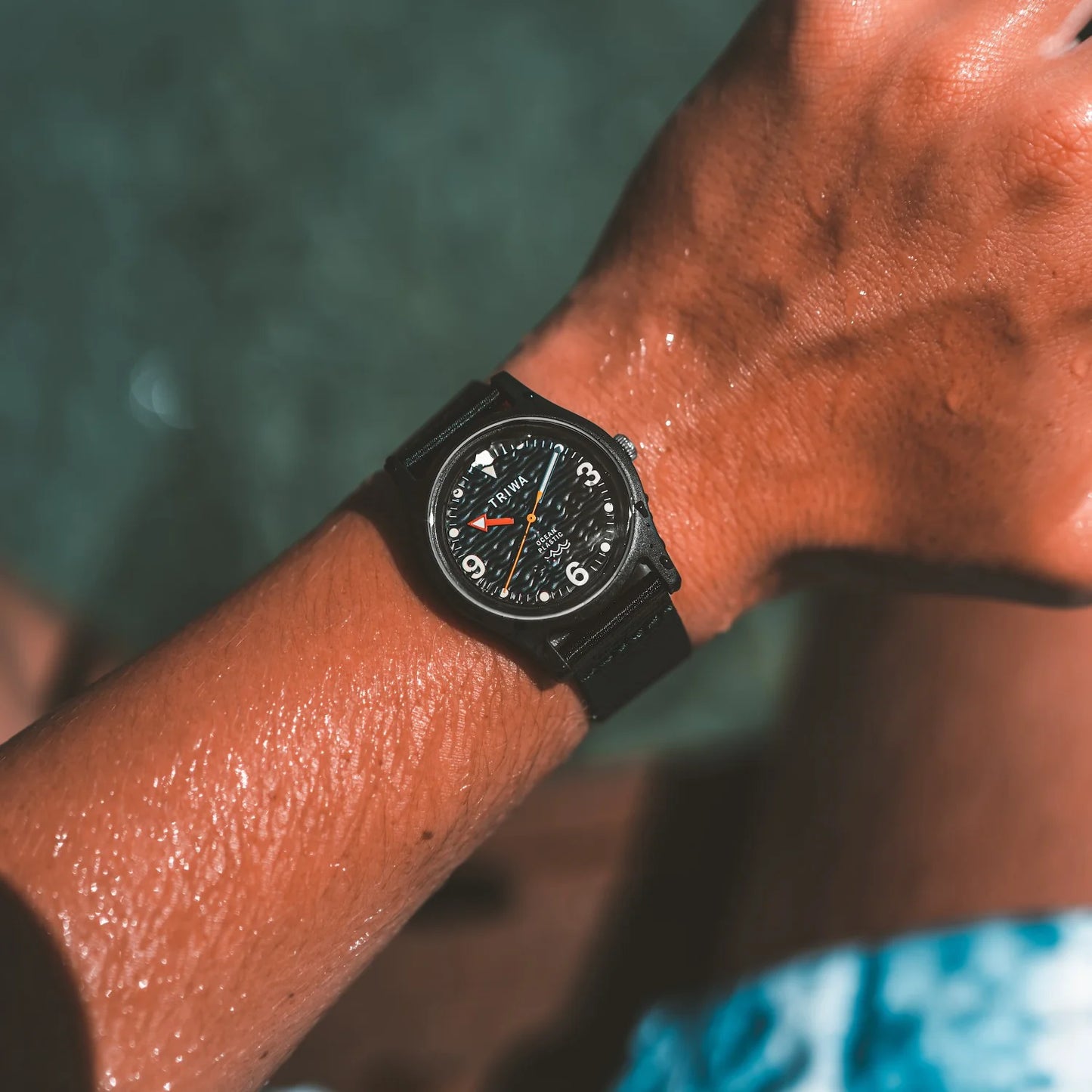 Triwa-Ocean Plastic Octopus Black